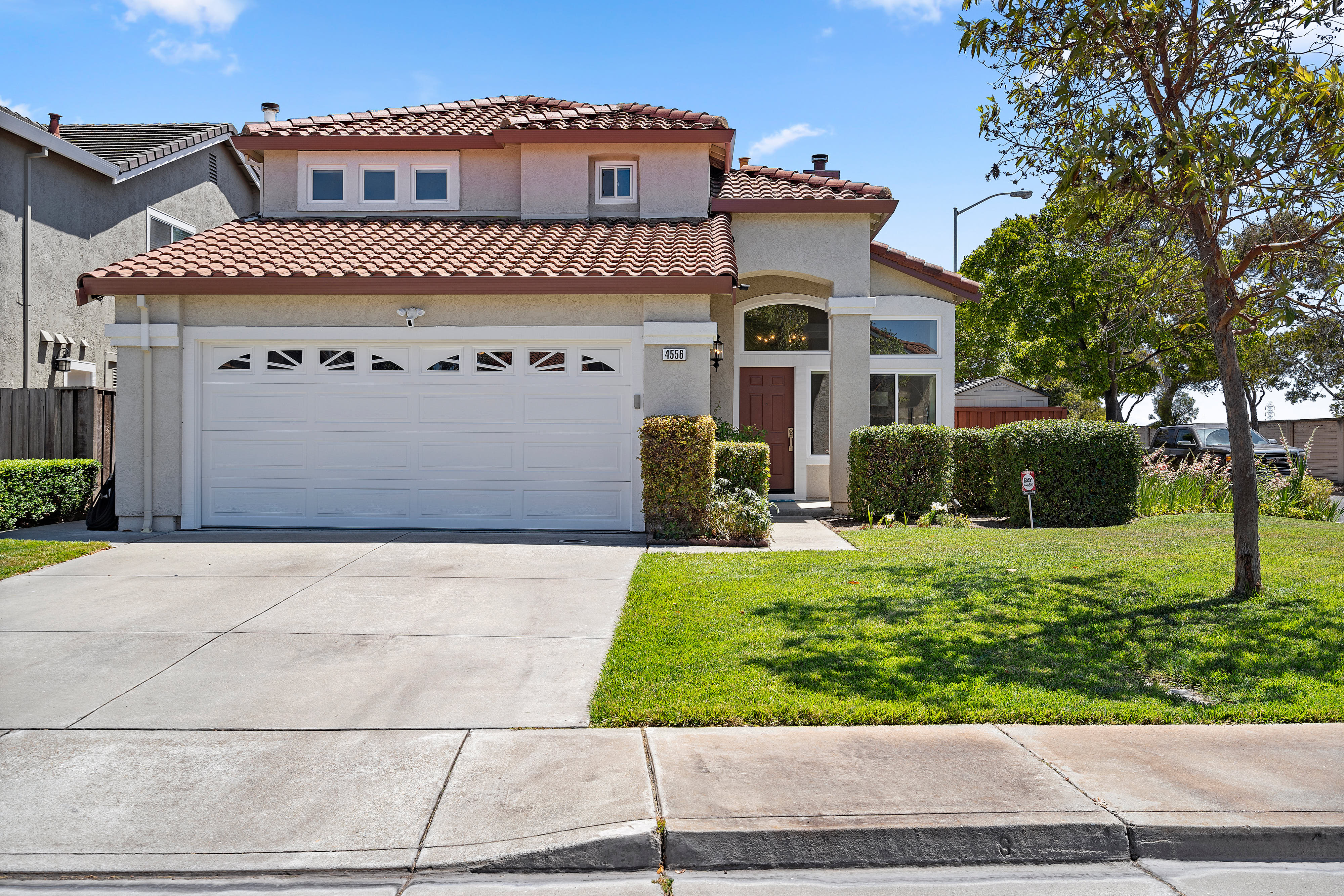 Exterior of 4556 Beacon Bay Drive